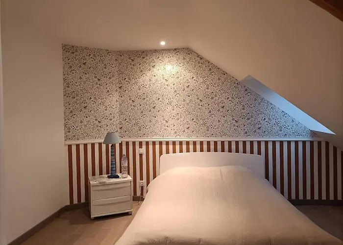 Beach Villa בית נופש *