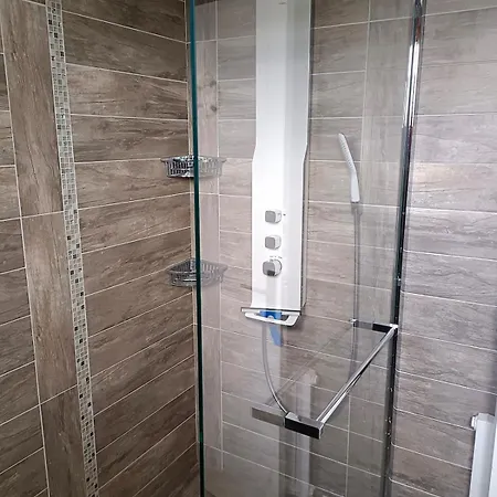 Beach Villa בית נופש Saint-Germain-sur-Ay